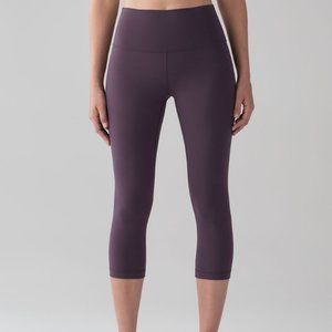 Lululemon Wunder Under Crop (Hi-Rise) (Full-On Luxtreme 21") in Black Currant